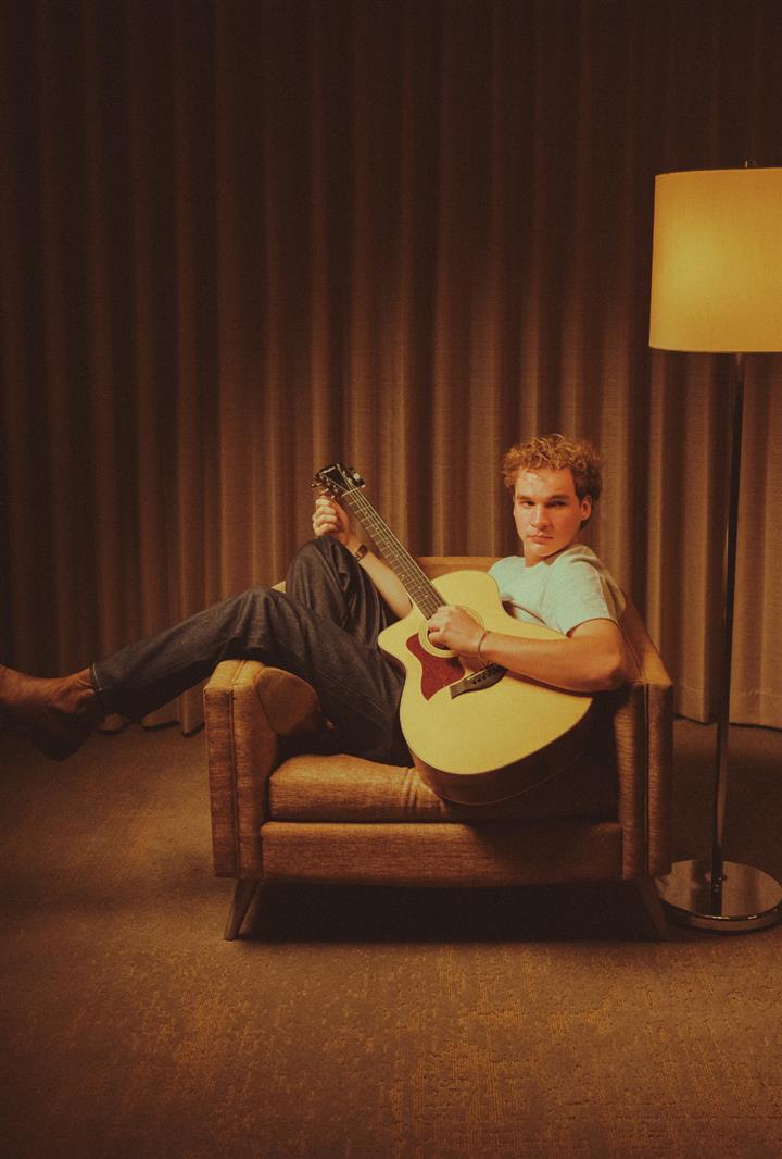 AN EVENING WITH AIDEN ROSS Movie Poster