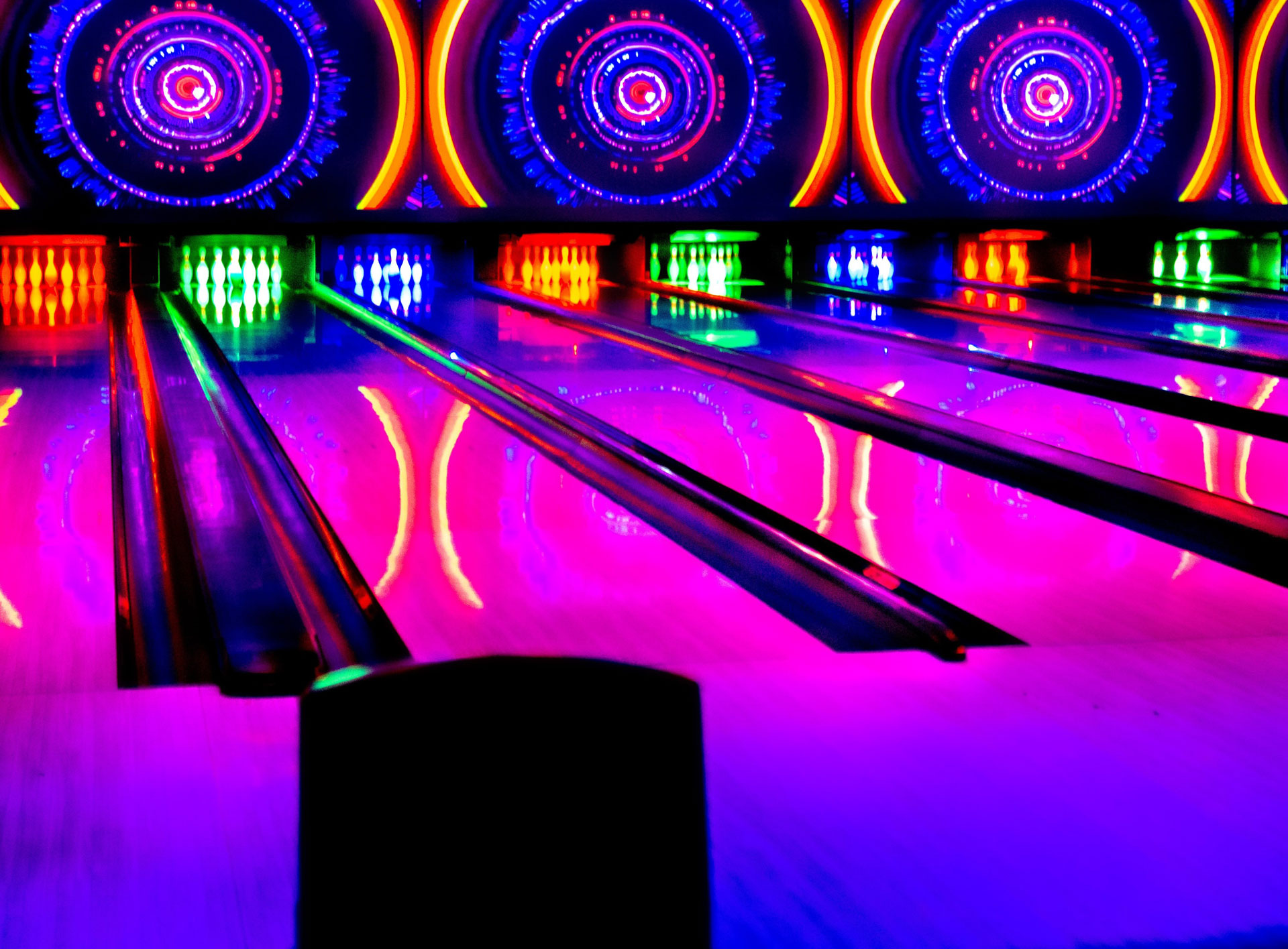 Glow In the Dark Bowling